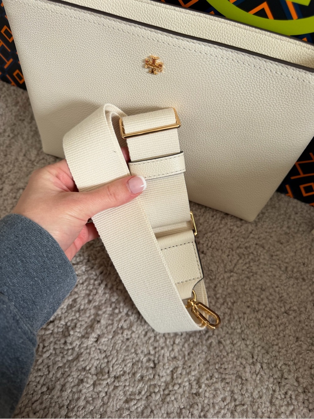 Tory Burch Blake Swingpack Crossbody Bag New Ivory White Gold - Picture 7 of 9